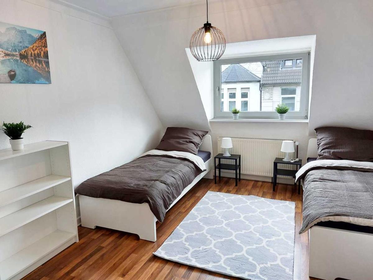 Cozy Apartment With Garden In ゲルゼンキルヒェン エクステリア 写真