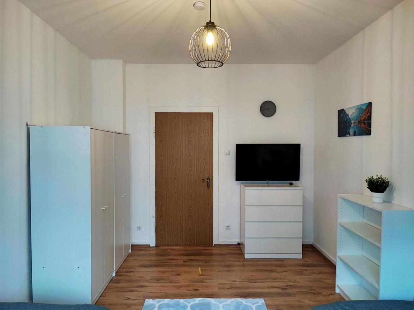 Cozy Apartment With Garden In ゲルゼンキルヒェン エクステリア 写真