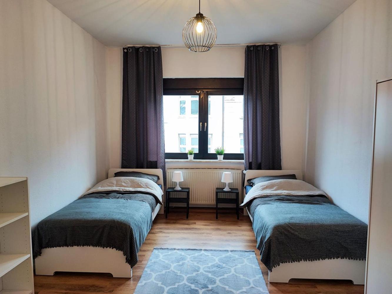 Cozy Apartment With Garden In ゲルゼンキルヒェン エクステリア 写真