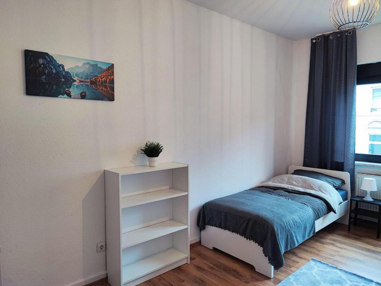 Cozy Apartment With Garden In ゲルゼンキルヒェン エクステリア 写真