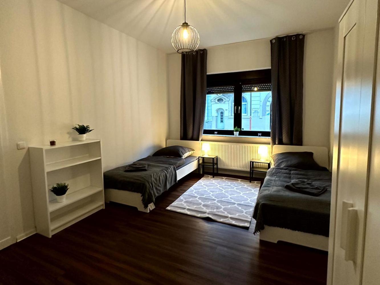 Cozy Apartment With Garden In ゲルゼンキルヒェン エクステリア 写真